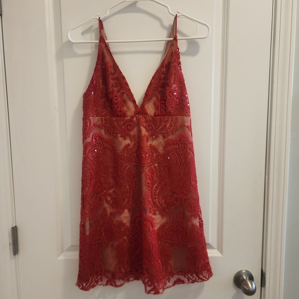 Free People Red Lace Sequin V-Neck Mini Dress Sleeveless Nude Lining Size 0